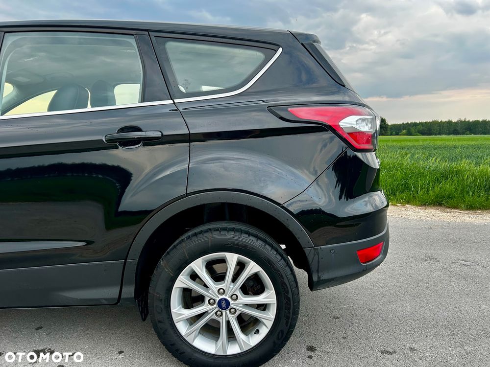 Ford Kuga 1.5 EcoBoost 4WD Titanium - 5