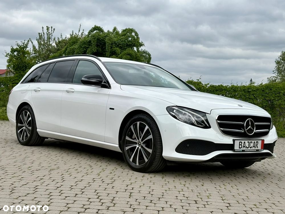Mercedes-Benz Klasa E 300 de T 9G-TRONIC - 8
