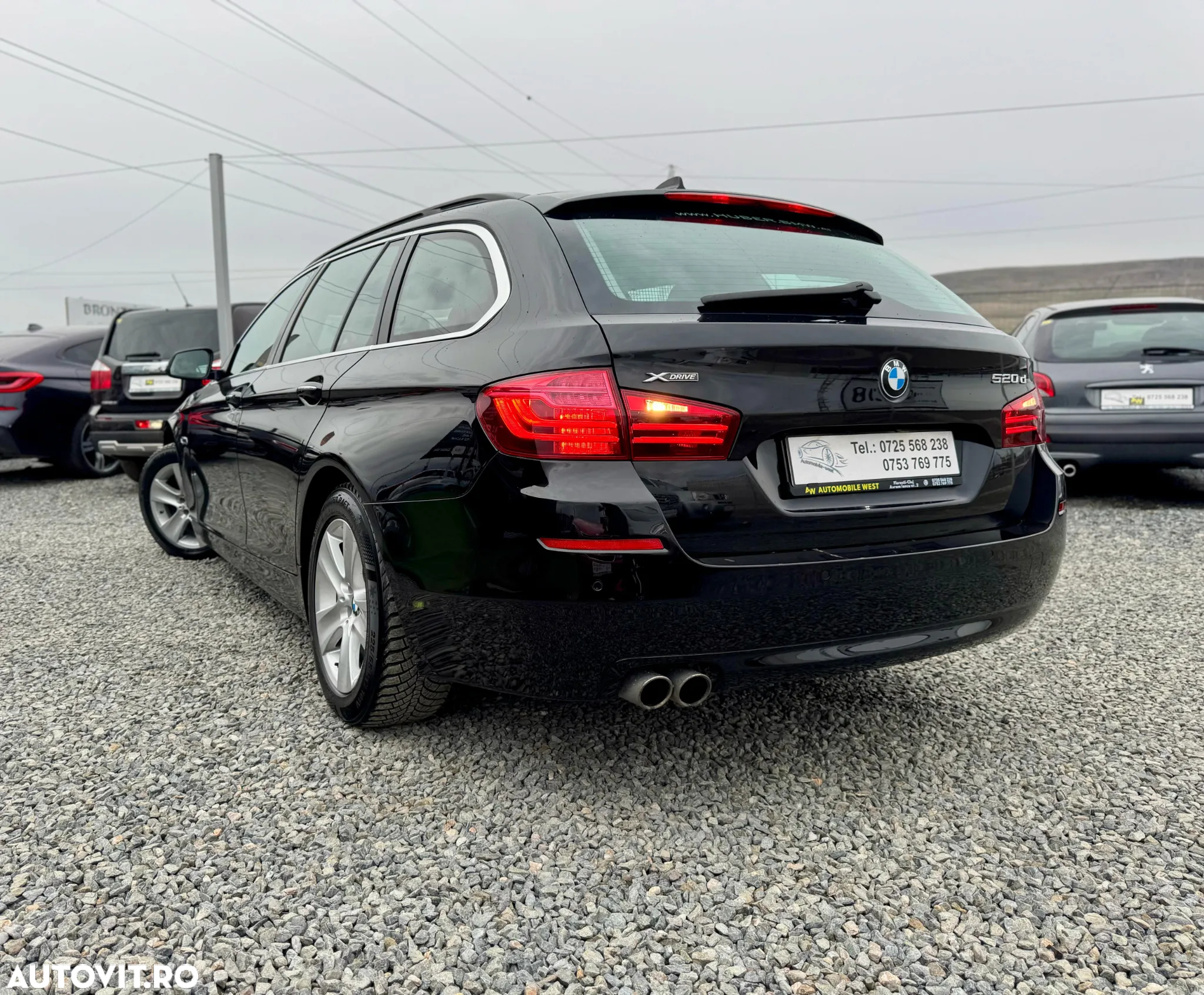 BMW Seria 5 520d Touring Aut. Luxury Line - 29