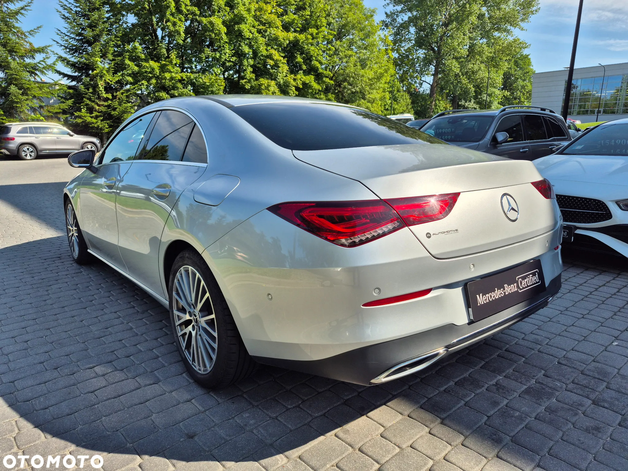 Mercedes-Benz CLA 180 7G-DCT - 10