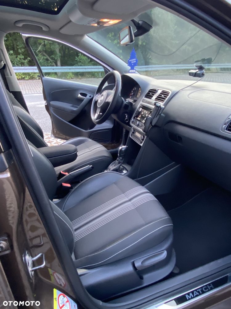 Volkswagen Polo 1.2 TSI DSG MATCH - 30