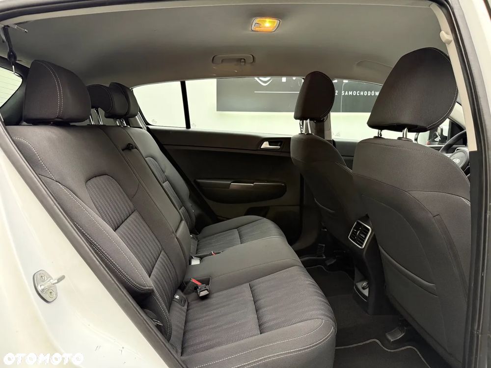 Kia Sportage 1.6 GDI 2WD SPIRIT - 19