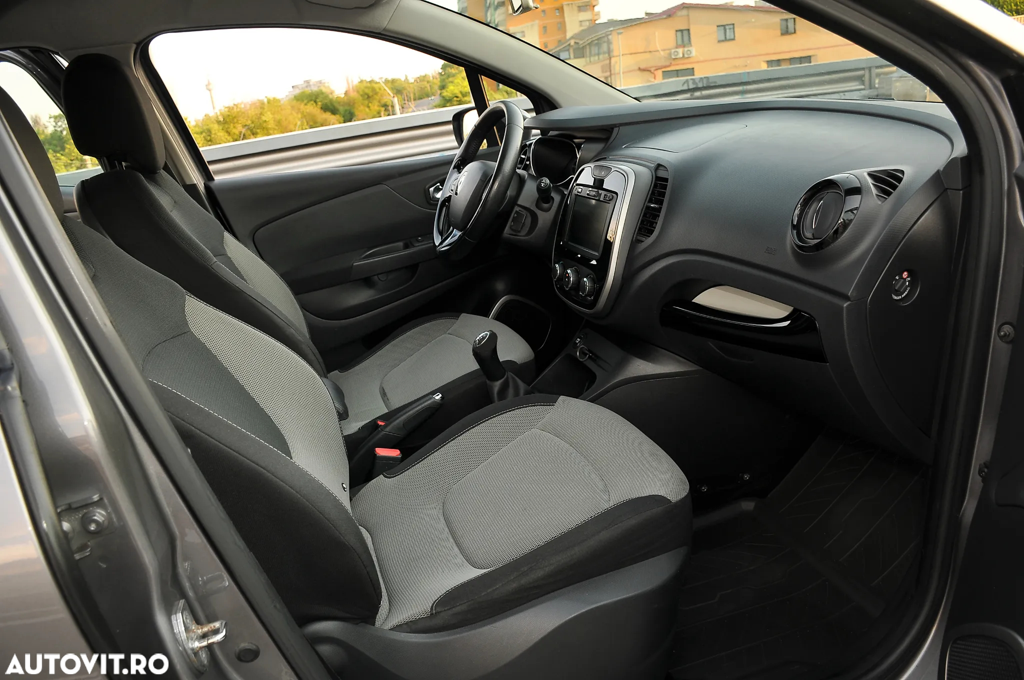 Renault Captur ENERGY dCi 110 Intens - 12