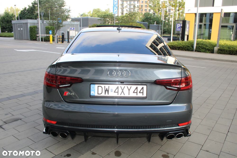 Audi S4 Limousine - 14