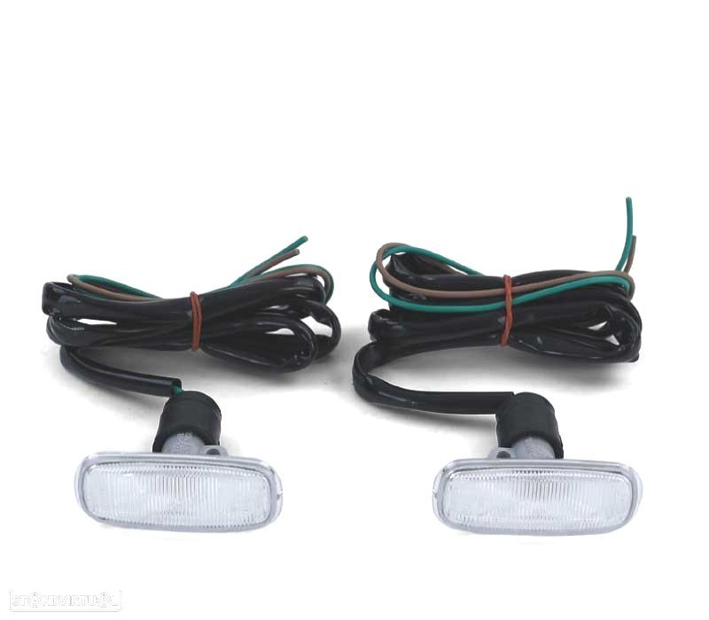 PISCAS LATERAIS AUDI BLANCO - 3