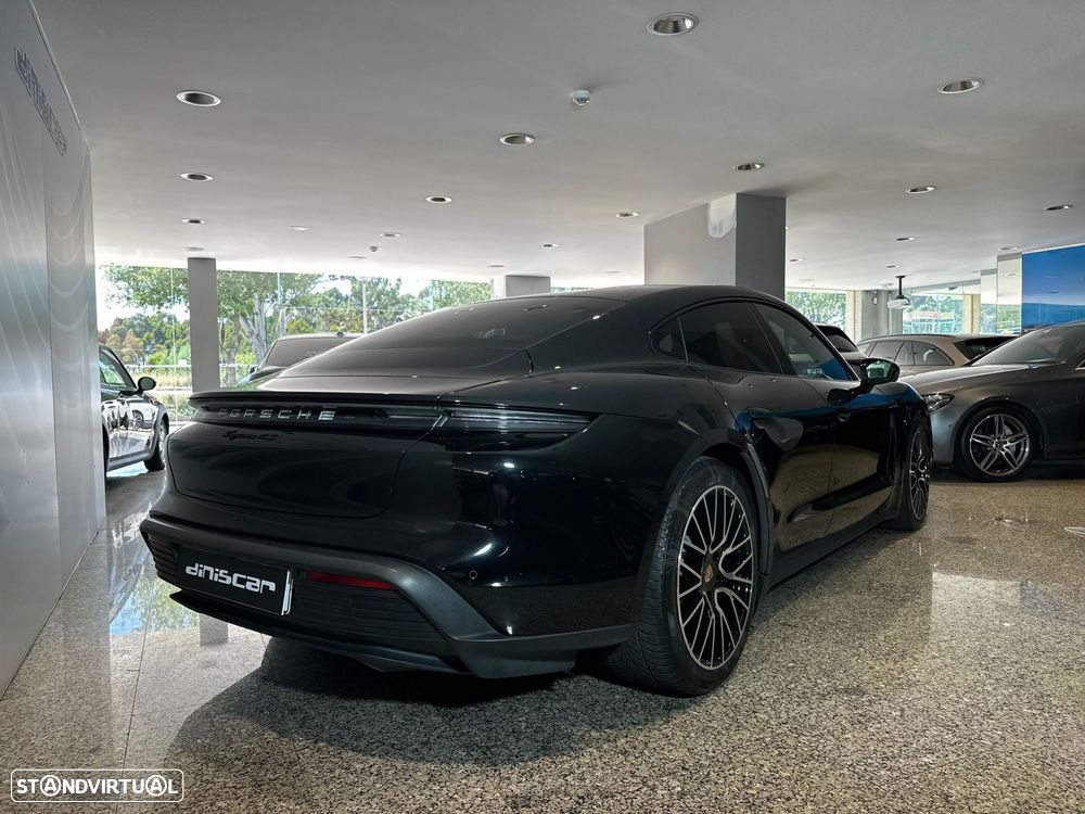 Porsche Taycan - 47