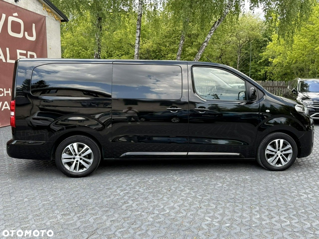 Peugeot Traveller - 4