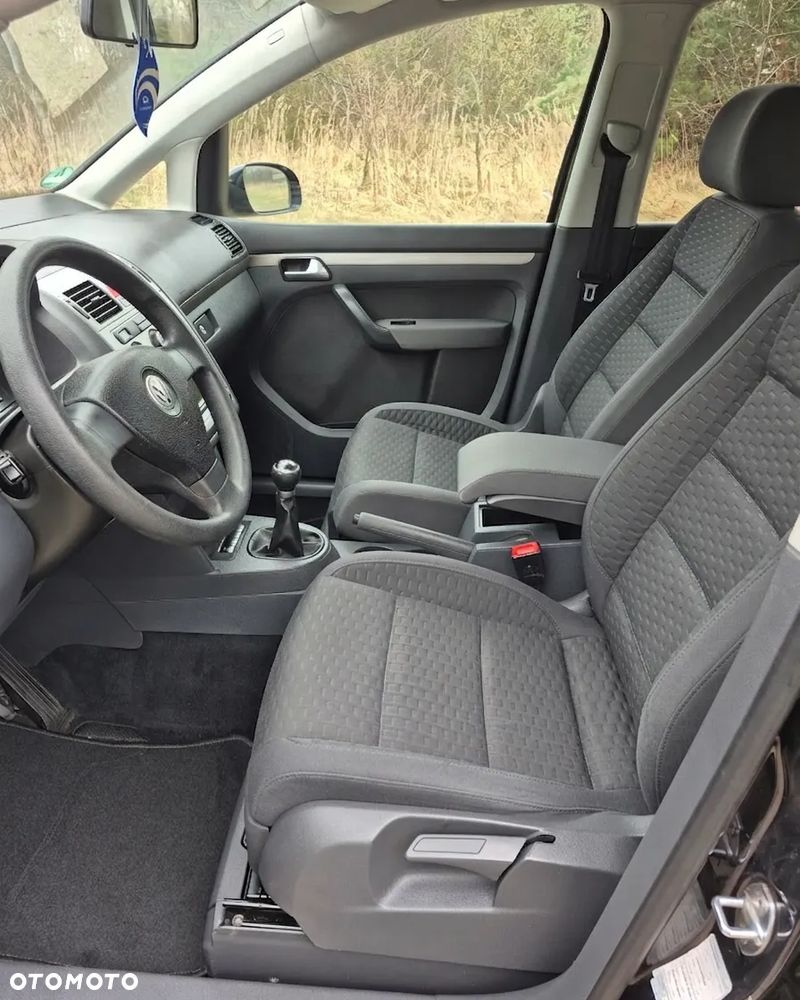 Volkswagen Touran 1.6 Trendline - 6