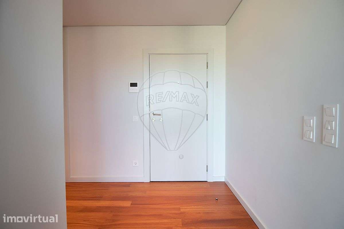 Apartamento T2 para arrendamento - Grande imagem: 4/28