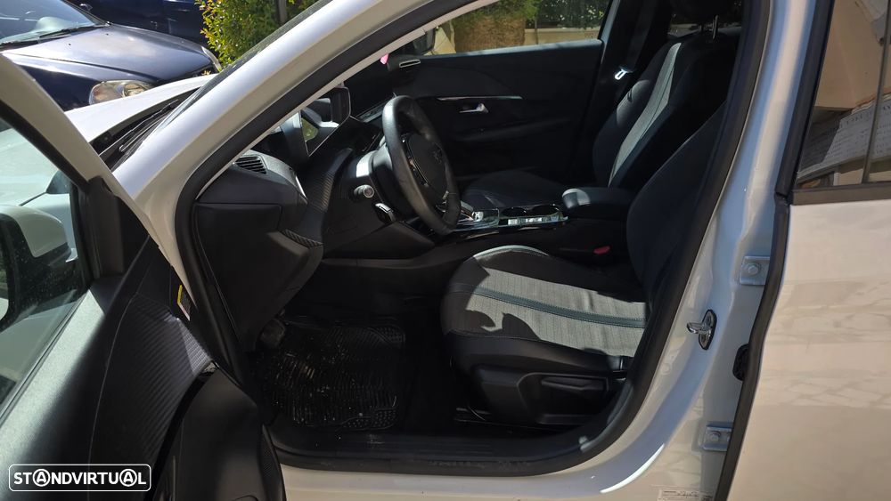 Peugeot e-208 50 kWh Allure - 12