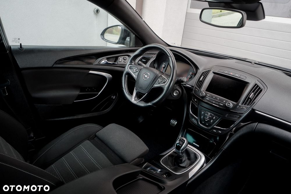 Opel Insignia 1.6 T Cosmo S&S - 31