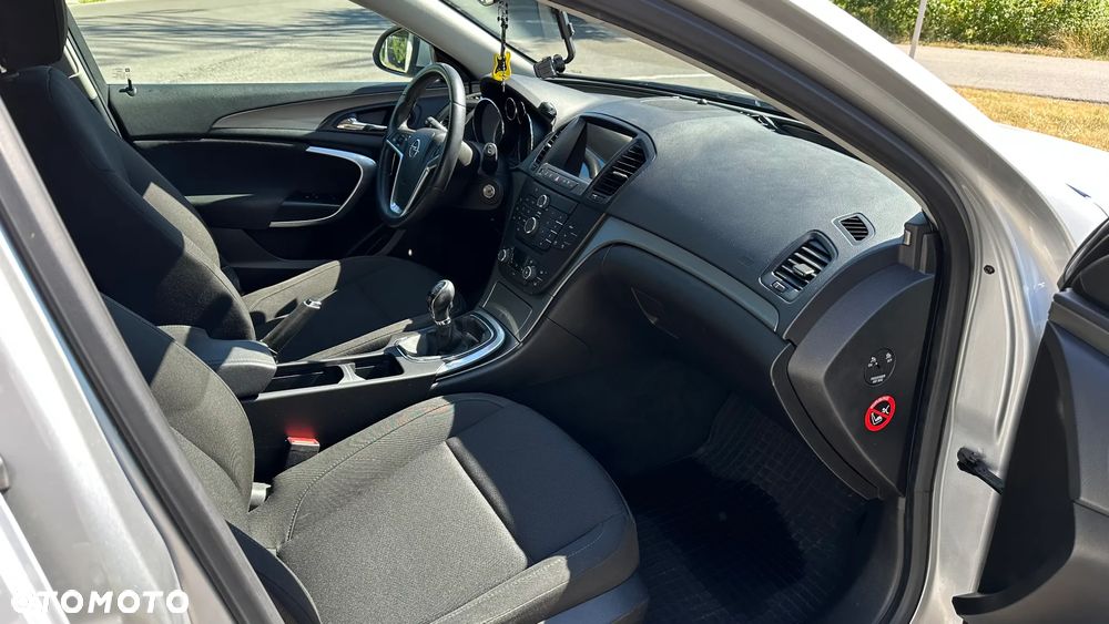Opel Insignia 1.6 Turbo Sports Tourer - 13
