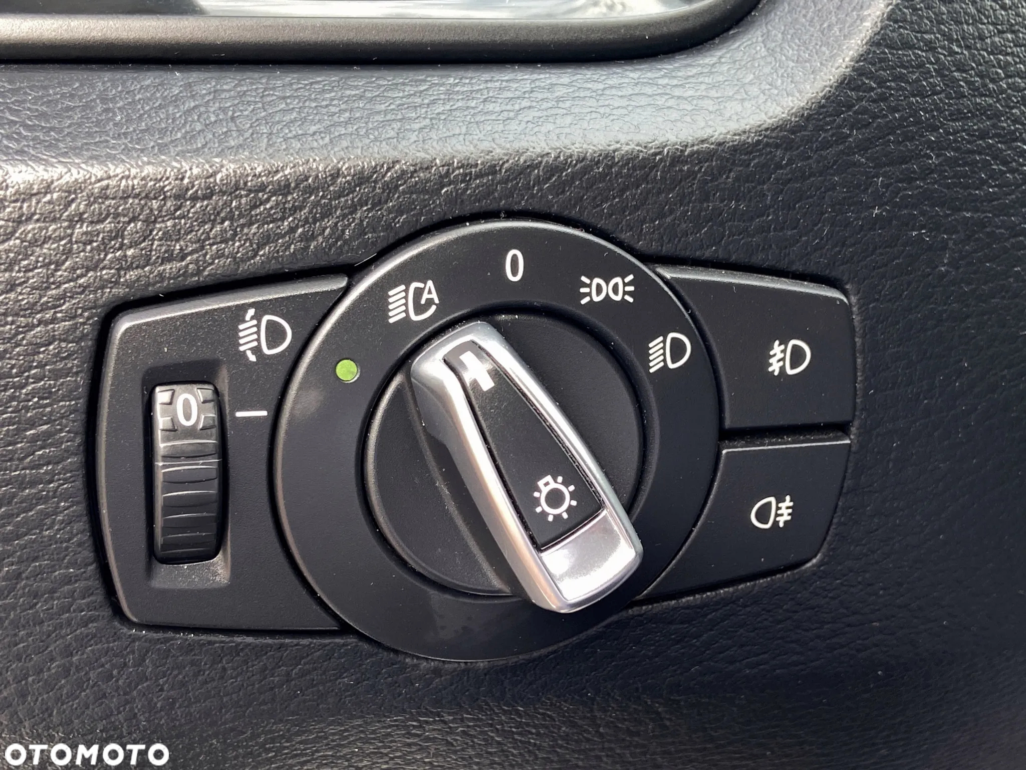 BMW X1 xDrive18d - 39