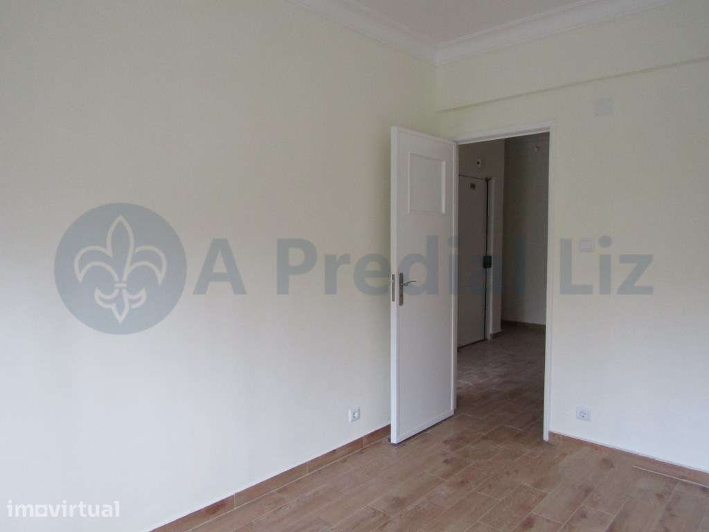 Apartamento T2 no Lumiar para arrendamento - Grande imagem: 4/7