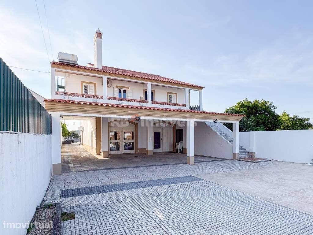 Moradia T4 c/ Jardim e Piscina - Abrantes - Grande imagem: 4/19