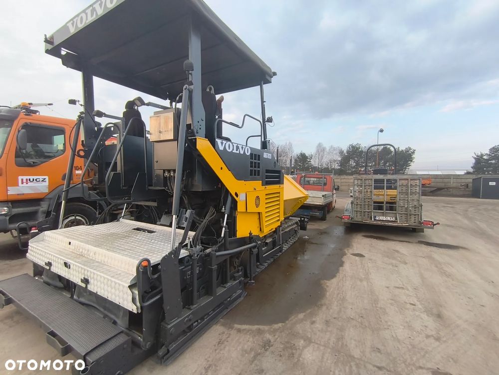 Volvo TITAN 7820 - 7