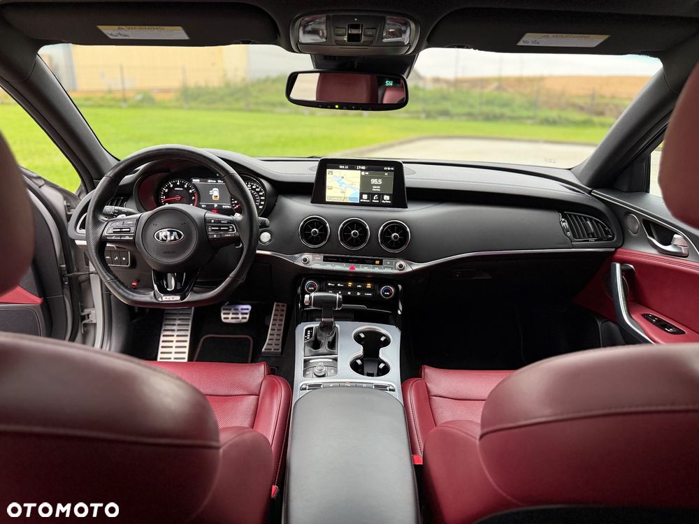 Kia Stinger 3.3 T-GDI V6 GT AWD - 29