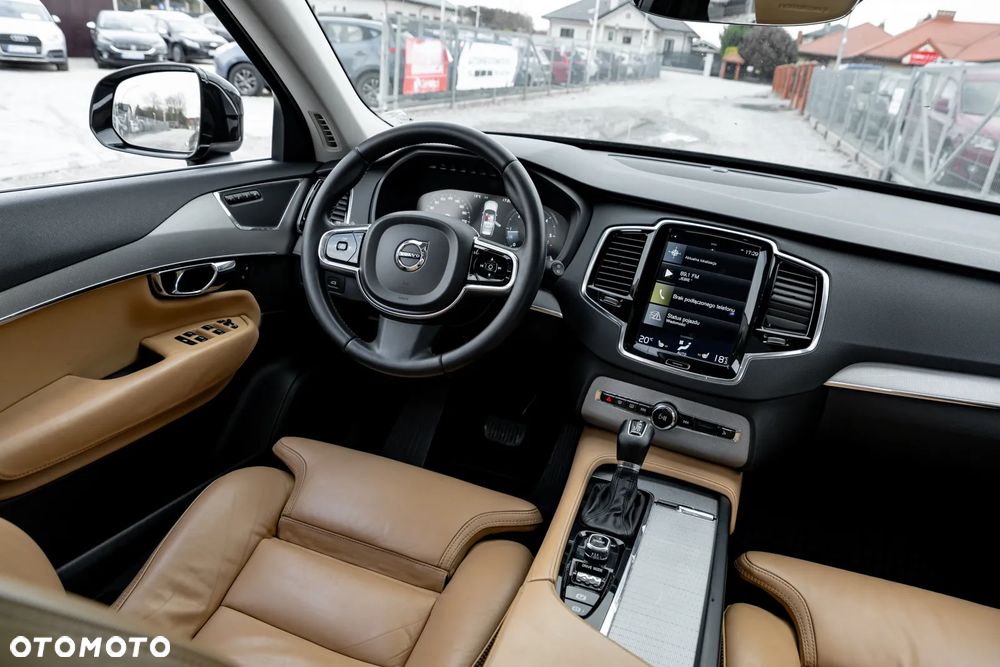 Volvo XC 90 D5 AWD Inscription - 25