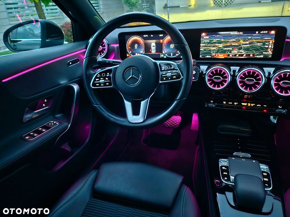 Mercedes-Benz Klasa A 180 Edition 1 7G-DCT - 10