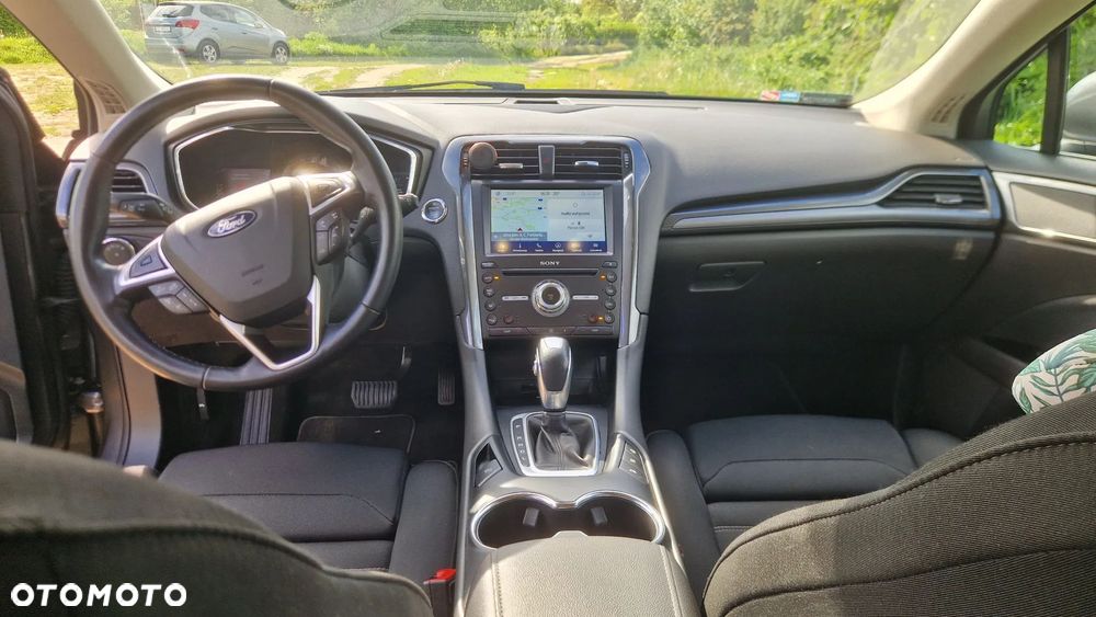Ford Mondeo 2.0 Hybrid Executive Plus - 9