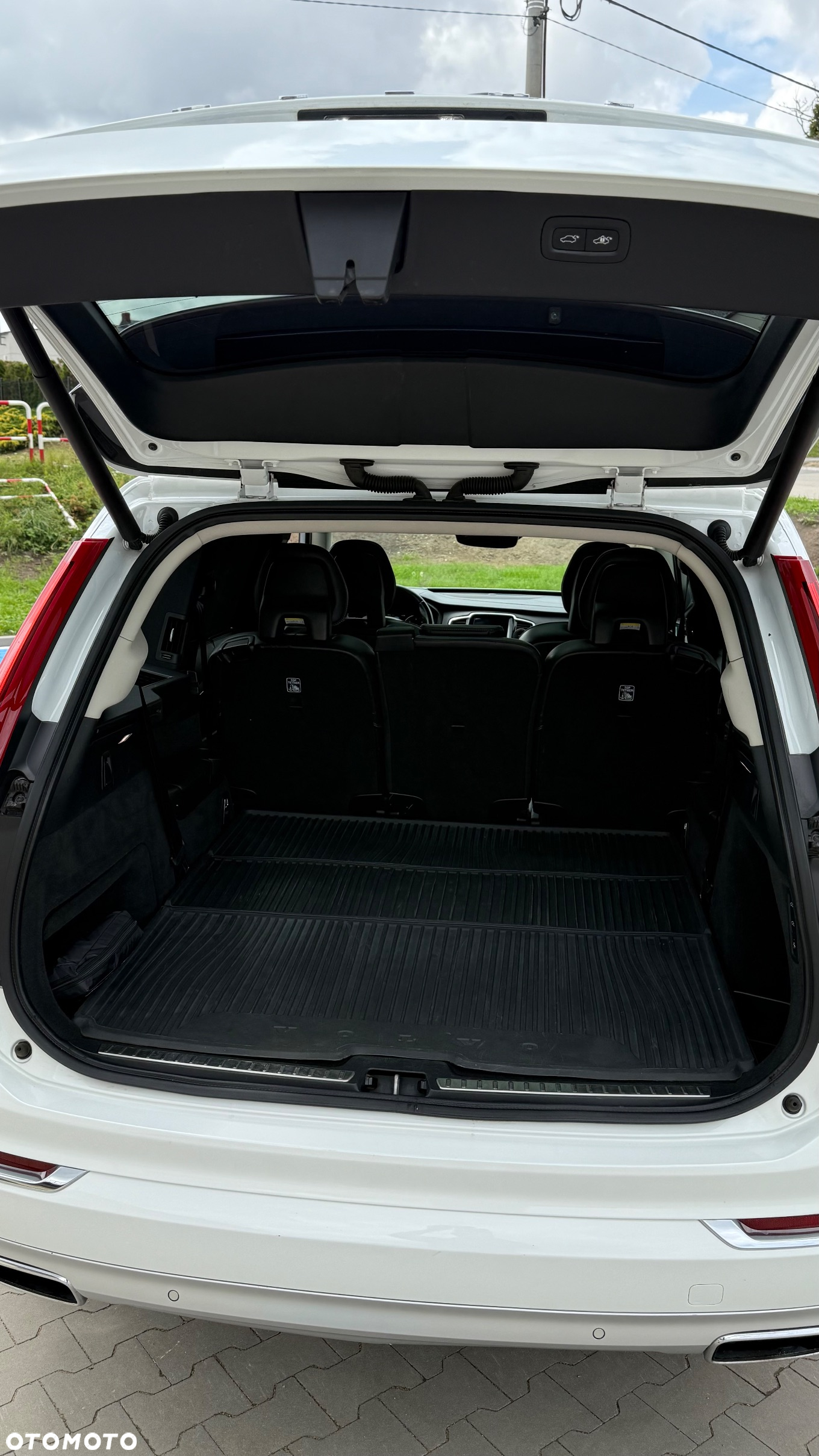 Volvo XC 90 D5 AWD Inscription 7os - 7