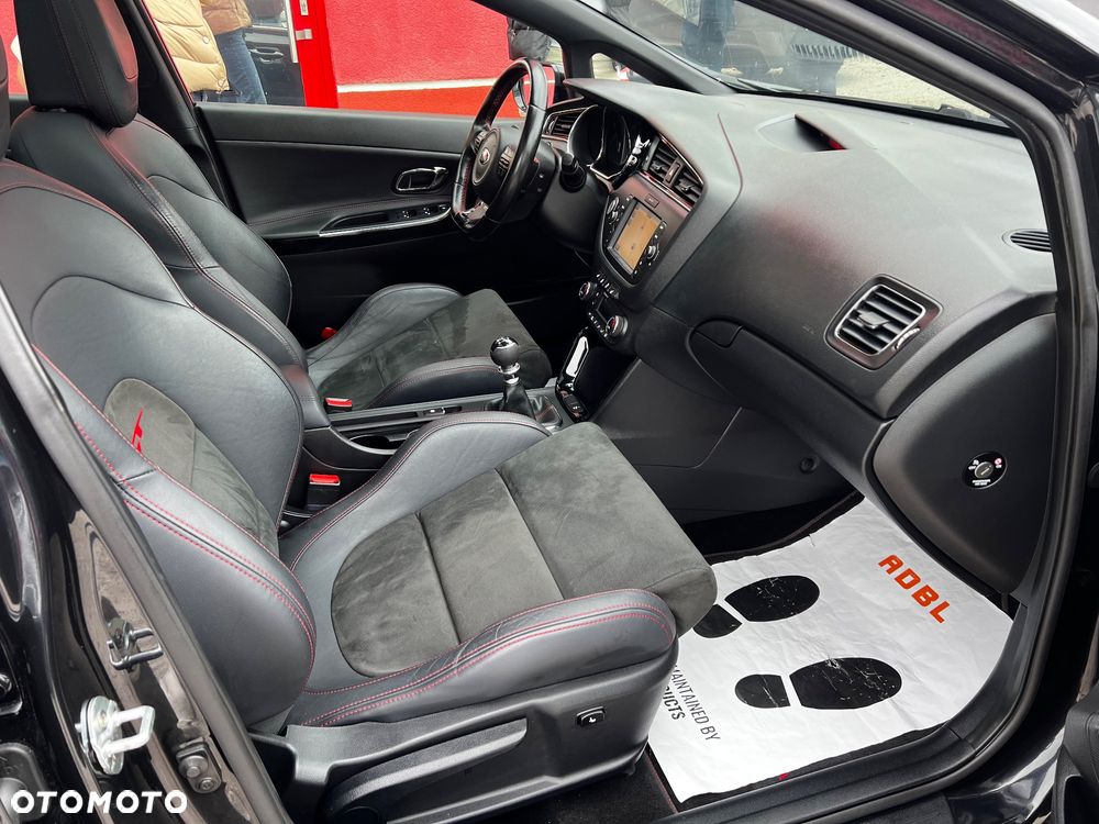 Kia Ceed 1.6 T-GDI GT-Challenge - 7