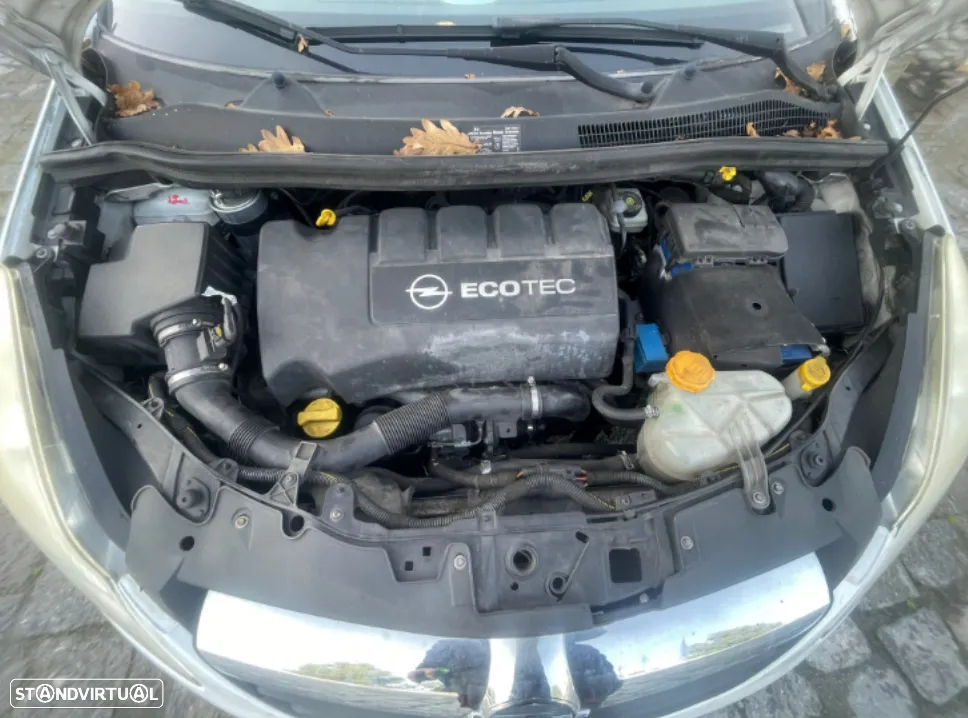 Opel Corsa D 1.3CDTI 2009 Para Peças - 12