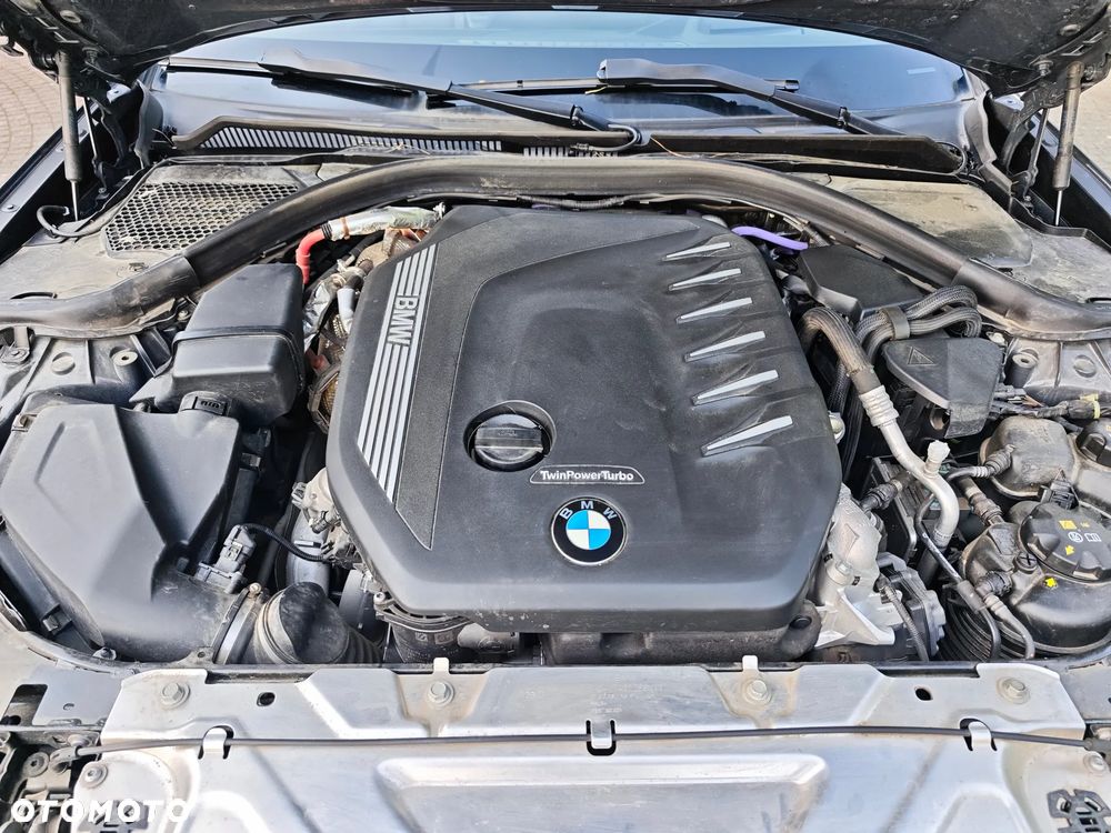 BMW Seria 3 330d xDrive mHEV M Sport sport - 26