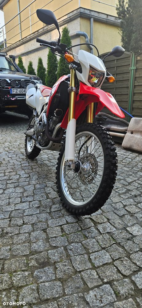Honda CRF - 4