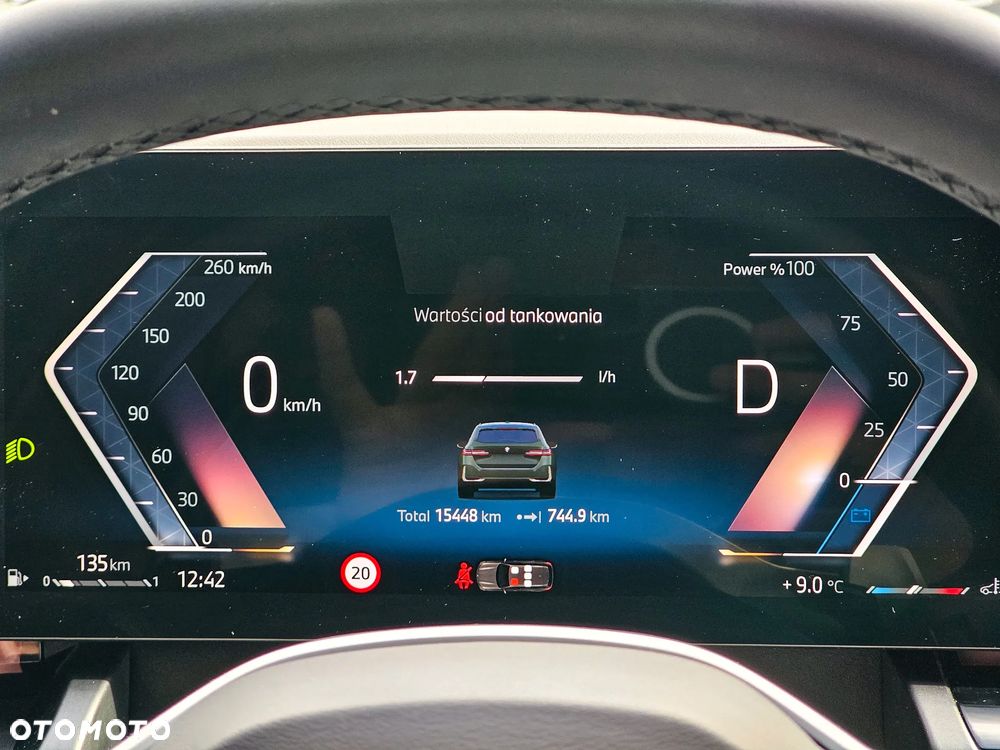 BMW Seria 5 520i - 23