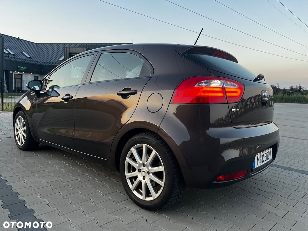 Kia Rio 1.4 Spirit - 19