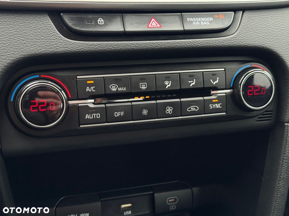 Kia Ceed 1.5 T-GDI M - 25