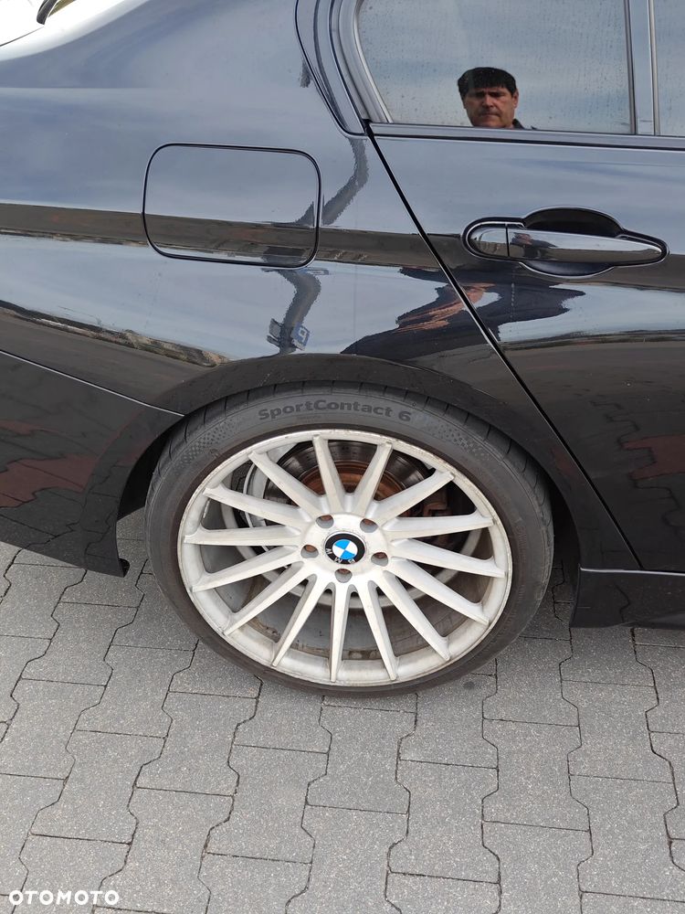 BMW Seria 3 328i Sport Line - 17