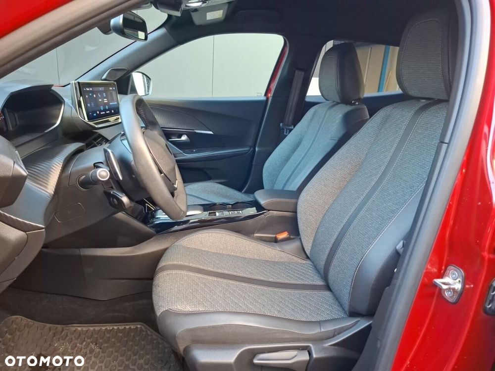 Peugeot 2008 1.2 PureTech Allure S&S EAT8 - 10