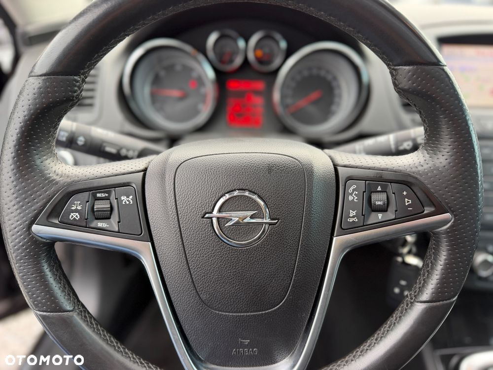 Opel Insignia - 20