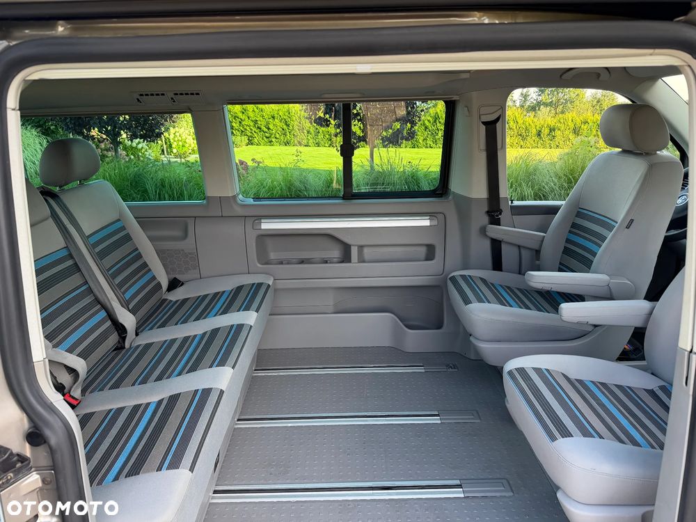 Volkswagen California - 16