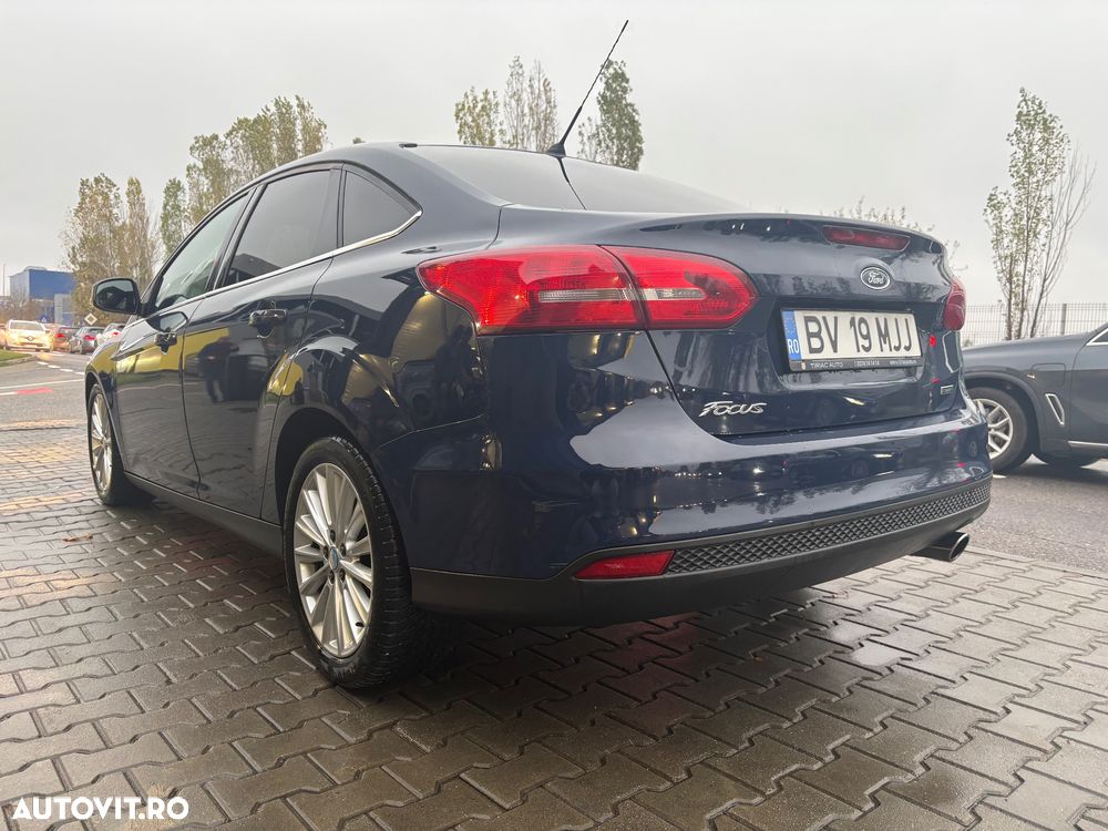 Ford Focus 1.5 Ecoboost Titanium - 8