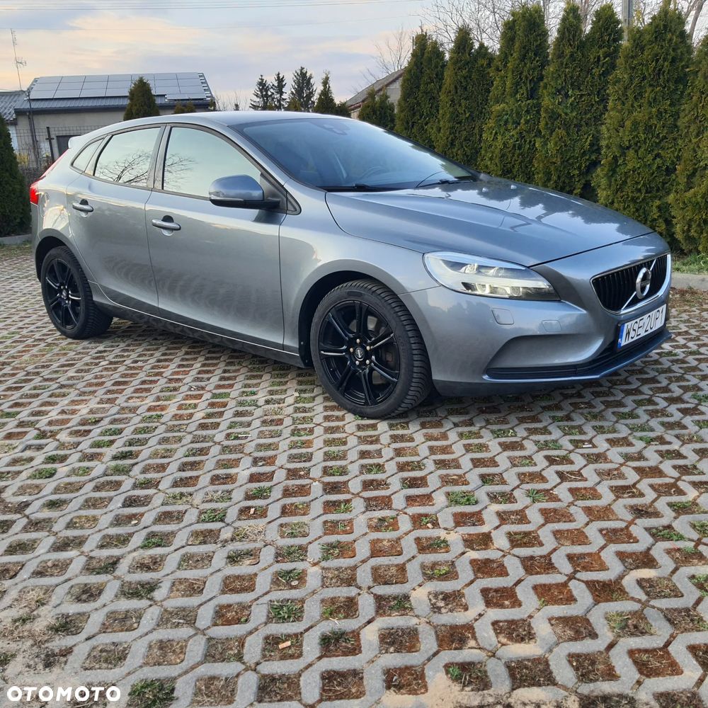Volvo V40 D4 Geartronic Momentum - 4