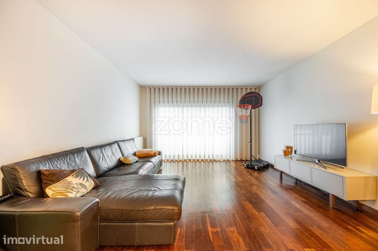 Apartamento T3 com Garagem Box para 2 carros - Edifício Antas Houses - Grande imagem: 3/18