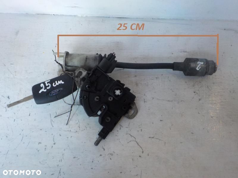 FORD FOCUS C-MAX ZAMEK MASKI - 1