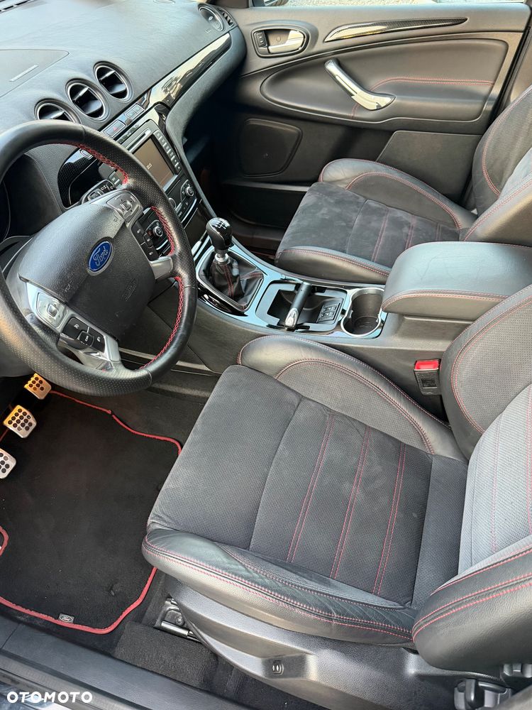 Ford S-Max 2.0 TDCi DPF Titanium - 11