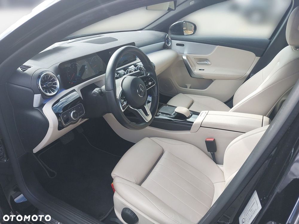 Mercedes-Benz Klasa A 200 Progressive 7G-DCT - 11
