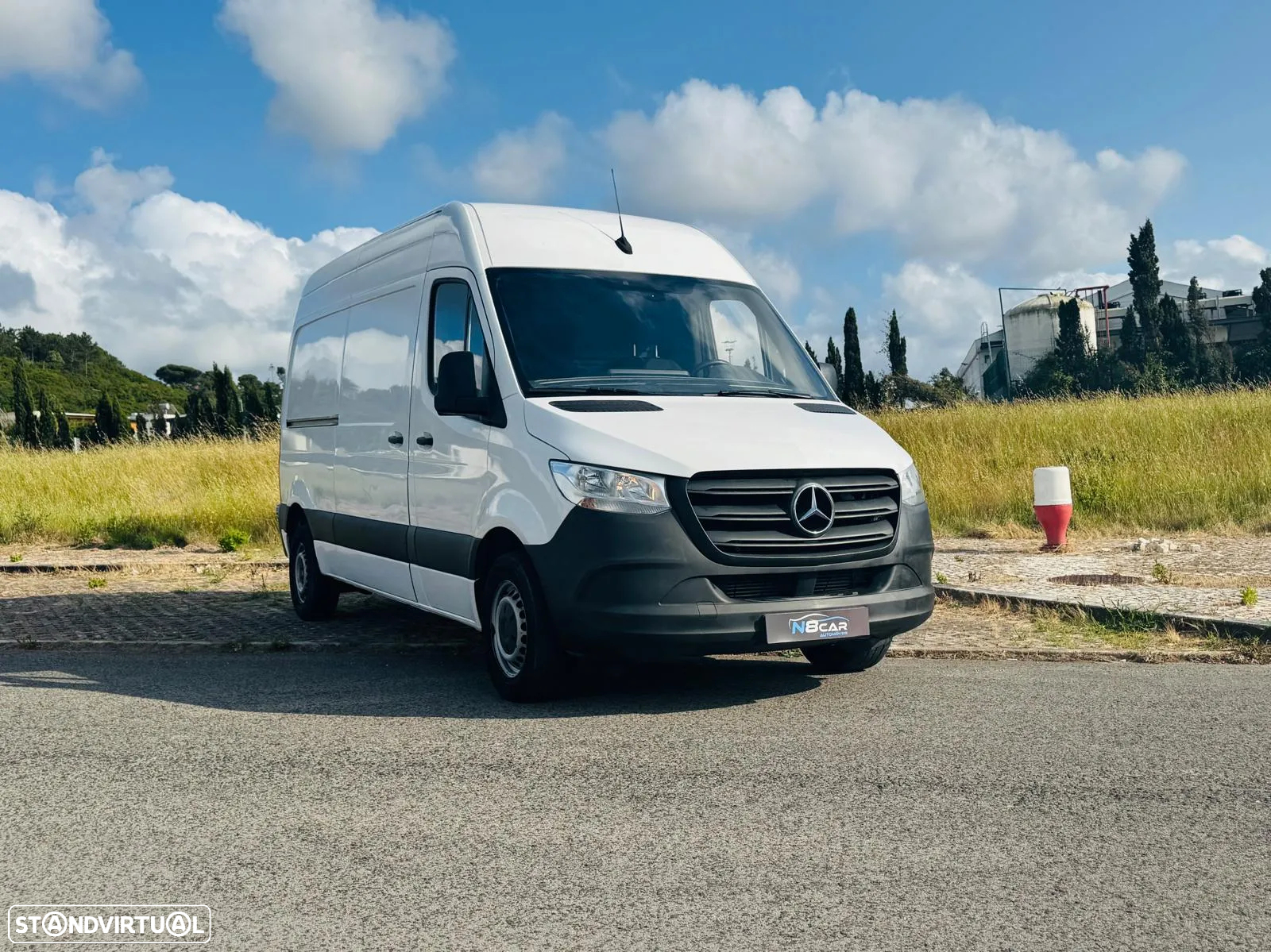 Mercedes-Benz Sprinter - 9