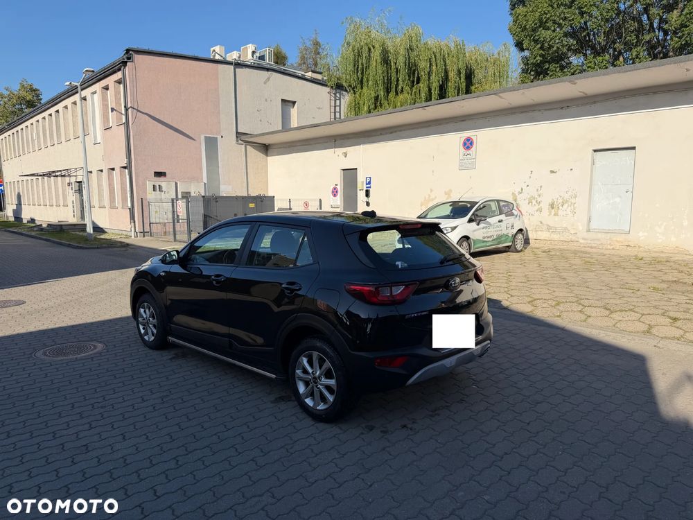 Kia Stonic 1.2 L - 8