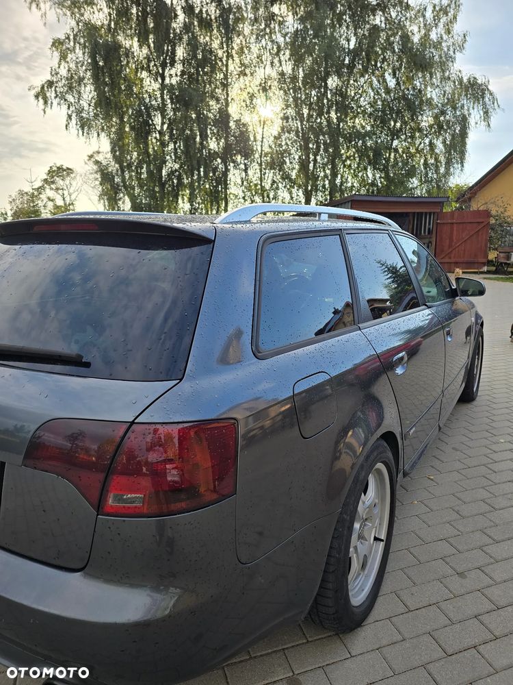 Audi A4 Avant - 9