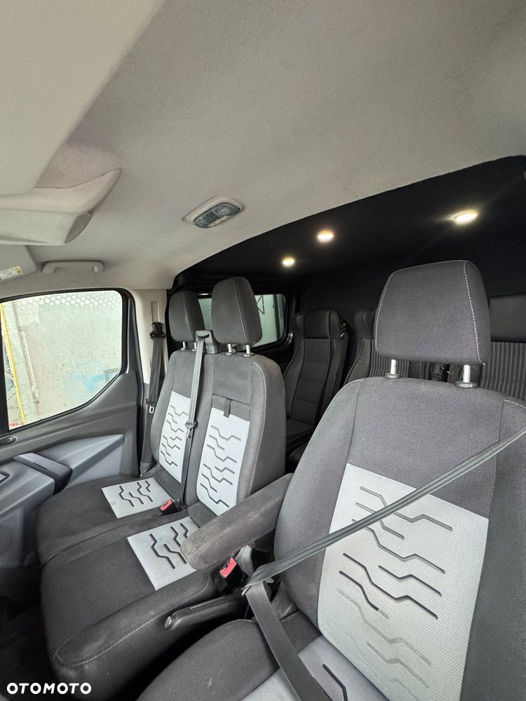 Ford Transit Custom 310 L2H1 Limited - 14