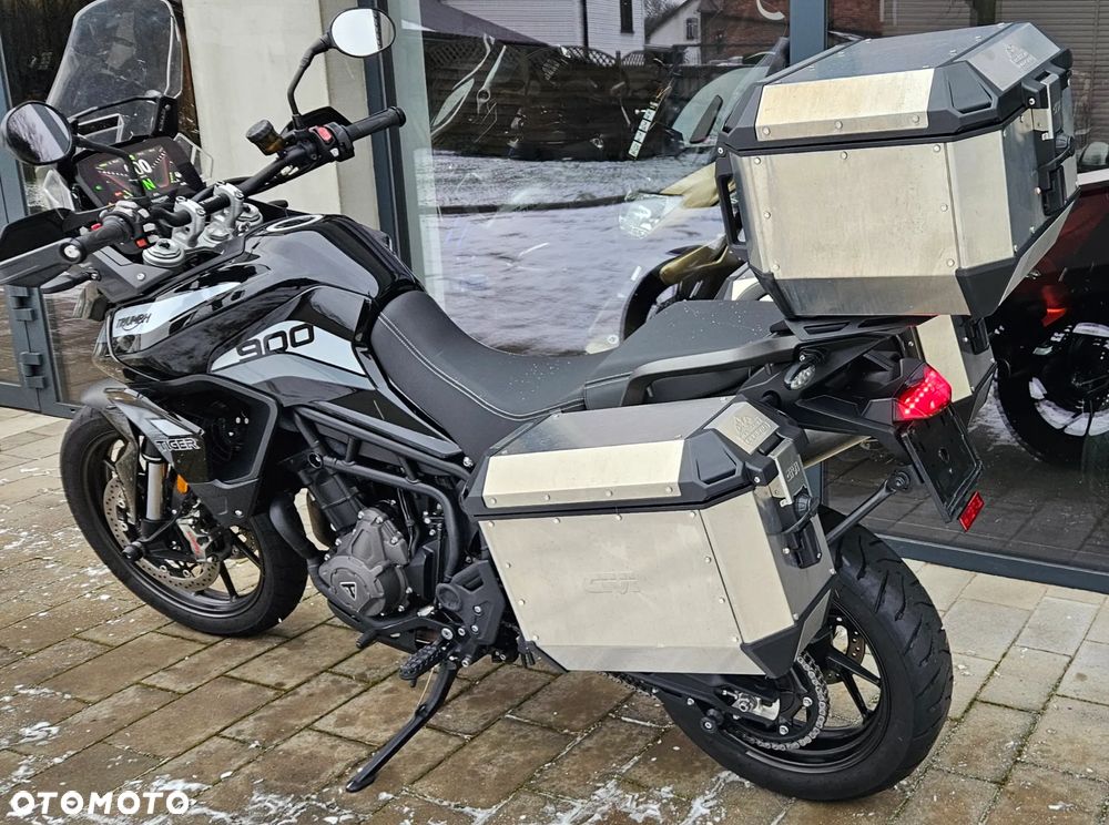 Triumph Tiger - 16