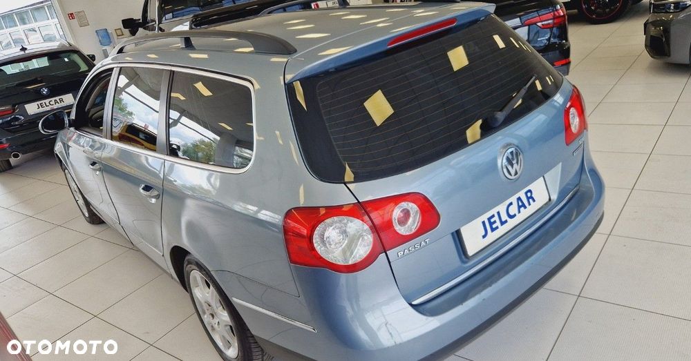 Volkswagen Passat - 5