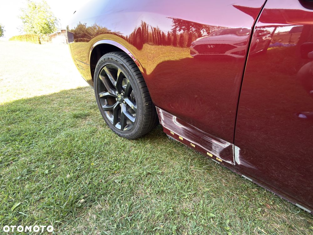 Dodge Challenger 5.7 R/T - 12