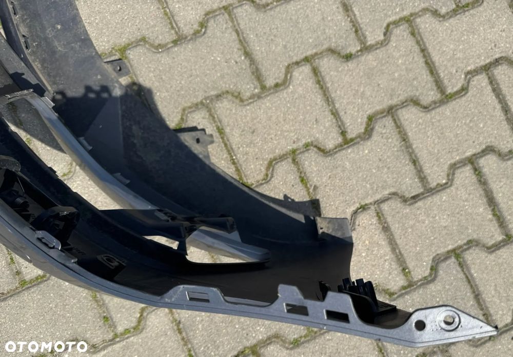 Audi A6 C8 4K zderzak przód przedni zwykły - 4